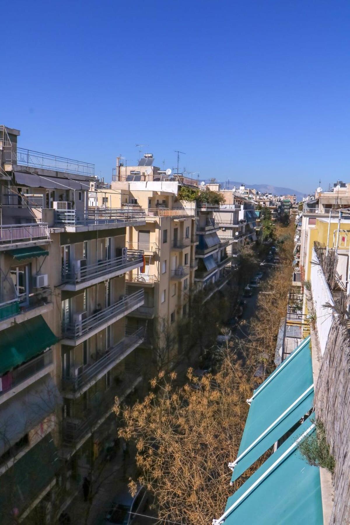 Topfloor Central Apt With Urban Views,3' To Metro Atenas Exterior foto